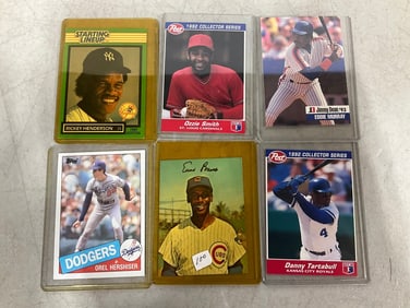 Vintage collectible baseball cards(1970's/1980's)