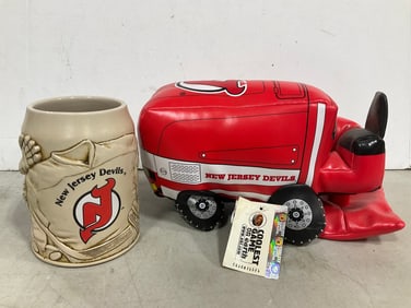 New Jersey Devils Mug and Plush