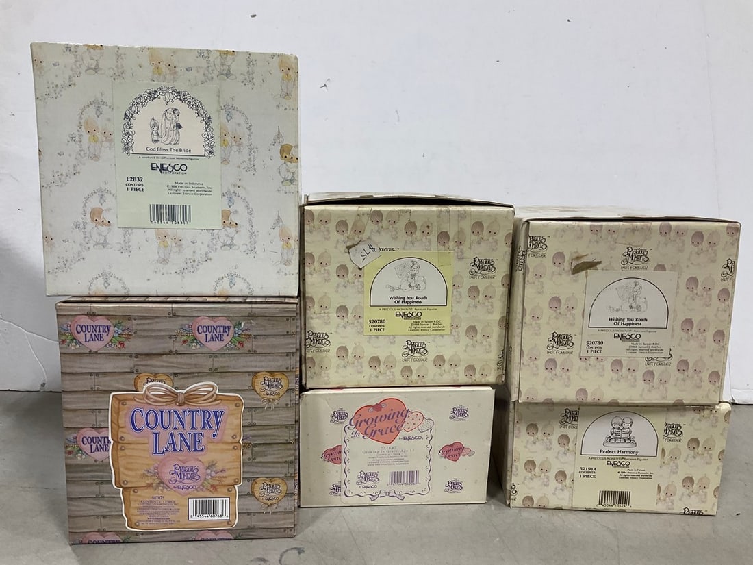 Various Precious Moments Ceramic Figures *new in boxes* (1 of 1)