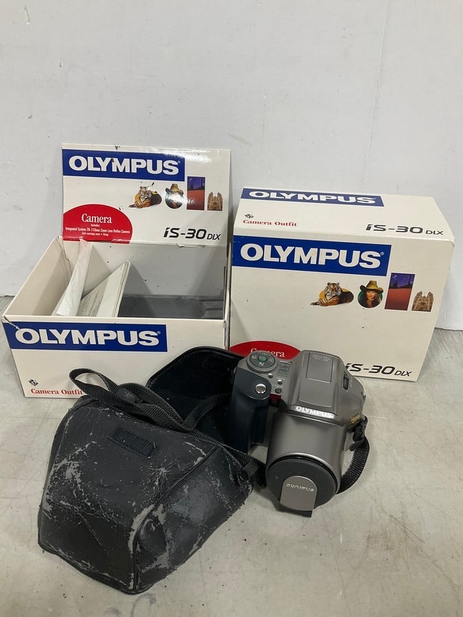 Olympus IS-30DLX Camera (working condition): Olympus IS-30DLX Camera (working condition)