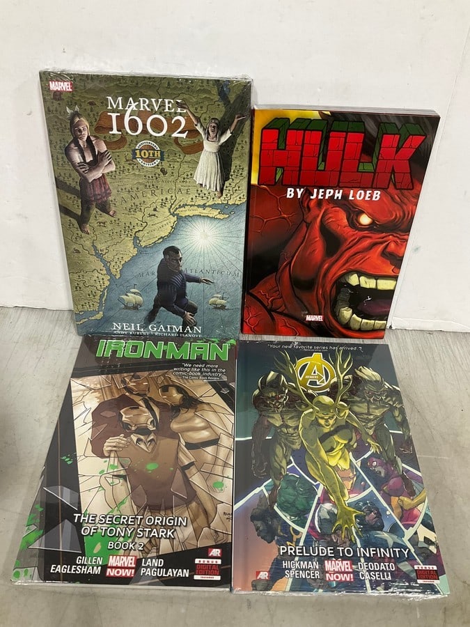 Various Marvel Comics/Graphic Novels (1 of 1)