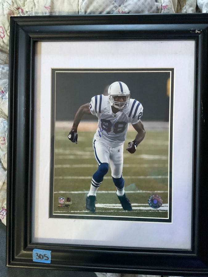 Framed Maruin Harrison Indianapolis Colts signed and matted 14 x 17 Licensed Official NFL Product: Framed Maruin Harrison Indianapolis Colts signed and matted 14 x 17 Licensed Official NFL Product