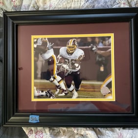 Framed Clinton Portis # 26 Washington Redskins signed and matted 14 x 17 Licensed Official NFL