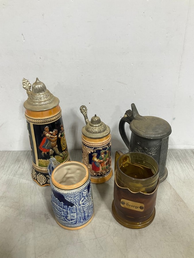 Handmade beer steins(tallet 11in.): Handmade beer steins(tallet 11in.)