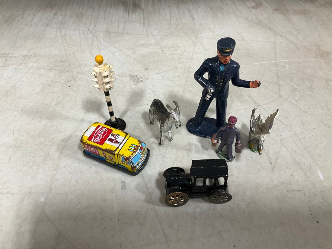 Vintage metal toys: Vintage metal toys