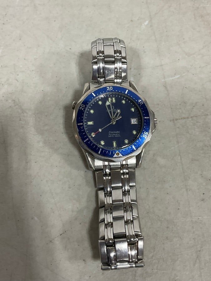 Omega watch(unauthenticated) (1 of 1)