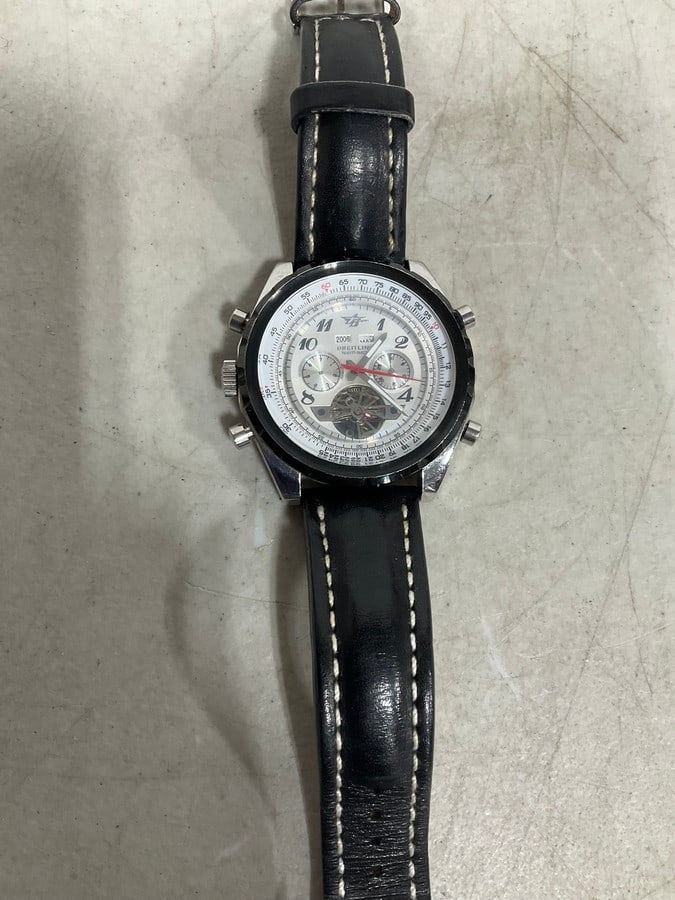 Breitling watch(unauthenticated): Breitling watch(unauthenticated)