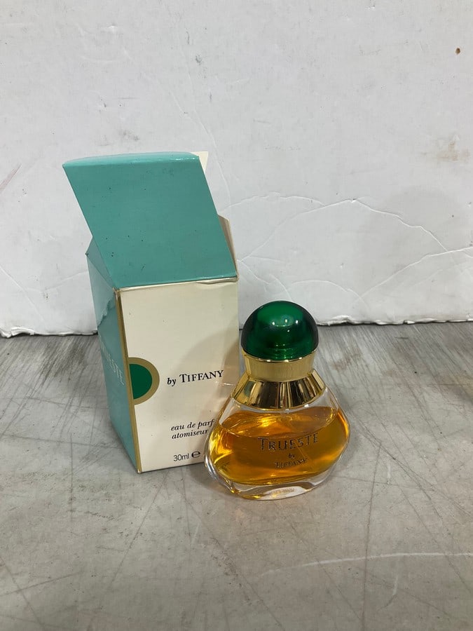 Trueste eau de parfum by Tiffany(30mL-3/4 full): Trueste eau de parfum by Tiffany(30mL-3/4 full)