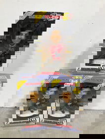 Headliners XL collectibles with COA's(new in package-Chris Chelios and Paul Kariya)