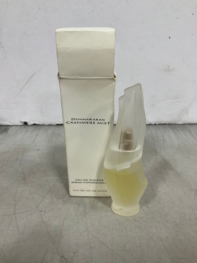 DonnaKaran cashmere mist(1fl.oz.-mostly full): DonnaKaran cashmere mist(1fl.oz.-mostly full)