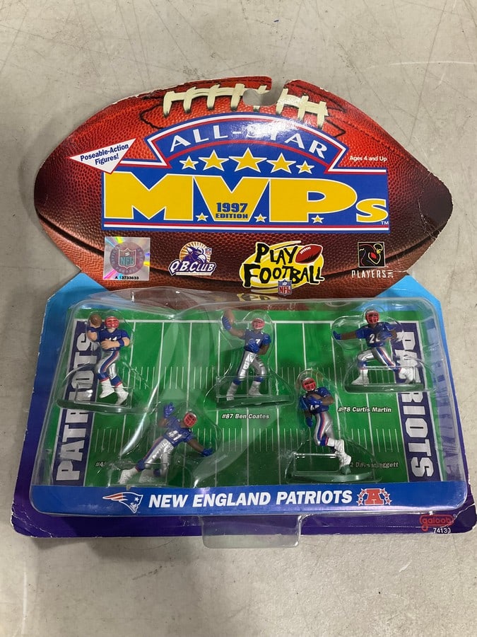 All Star MVP's collectible figures(new in package): All Star MVP's collectible figures(new in package)