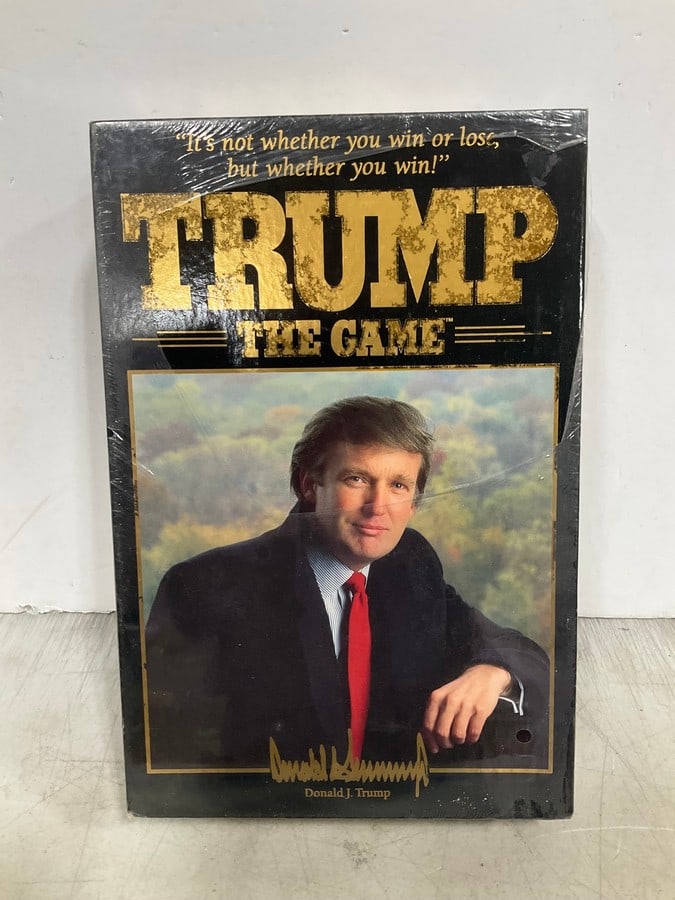 Trump the game(new in box): Trump the game(new in box)