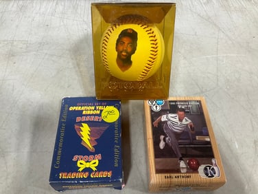 1990 Professional bowling cards, Desert Storm trading cards, and collectible fotoball