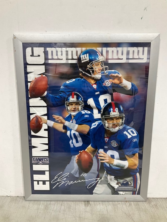 Framed NY Giants Eli Manning Art Print with Signature (20inx26in) (1 of 1)