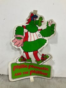 Vintage 1987 Phillies decor(11in.x17in.)