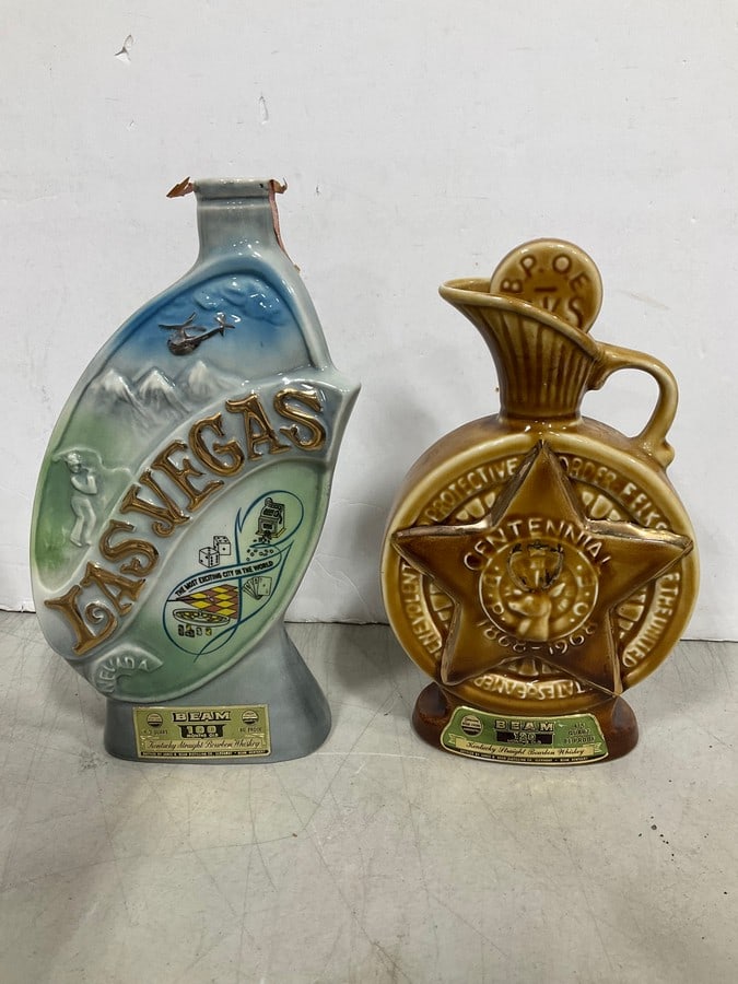 Beam decanters(one missing top-12in.tall): Beam decanters(one missing top-12in.tall)