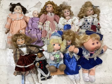 Vintage dolls(Cabbage Patch Kids, Precious Moments, and more)