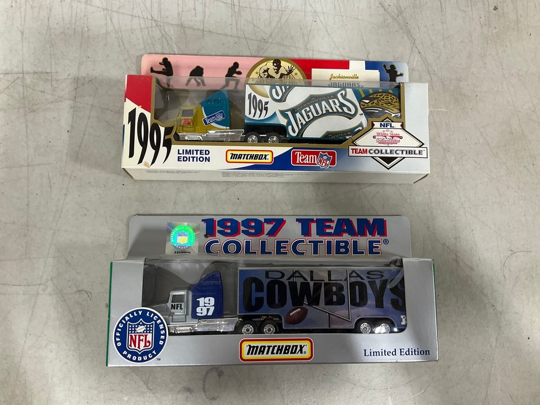 1995 Jacksonville Jaguars and 1997 Dallas Cowboys Limited edition NFL matchbox collectibles(new in: 1995 Jacksonville Jaguars and 1997 Dallas Cowboys Limited edition NFL matchbox collectibles(new in package)