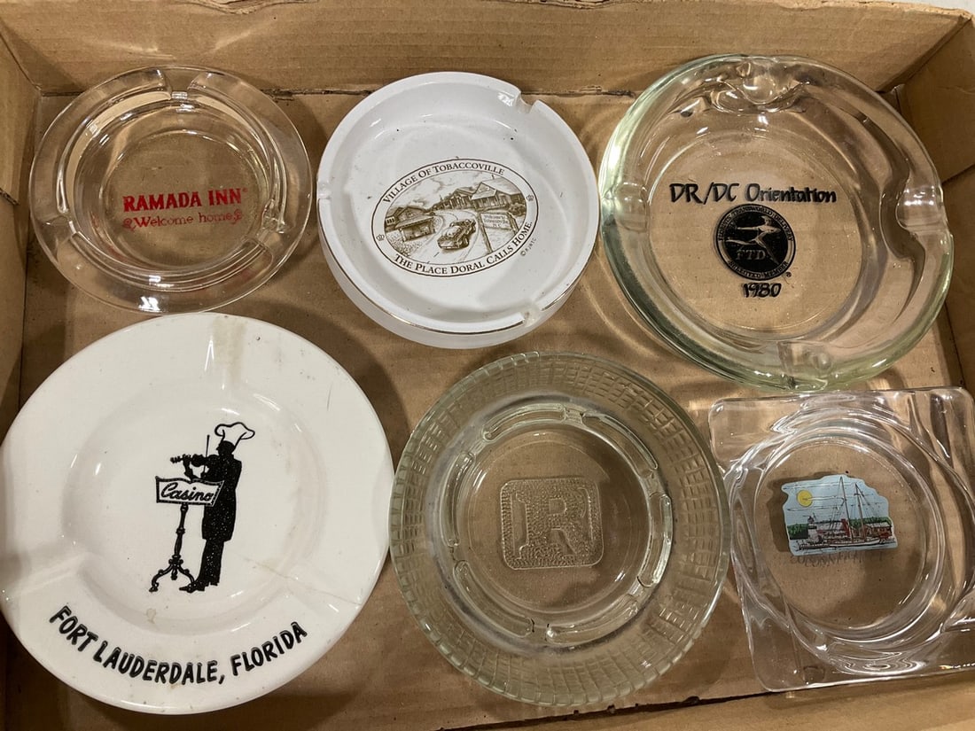 Various Glass Ash Trays: Various Glass Ash Trays