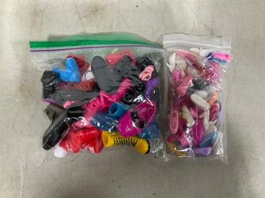 Carousel slide trays with slides inside