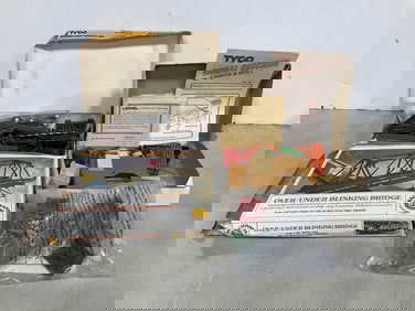 Tyco bridge/trestle set and signal cossing with lights and bell,