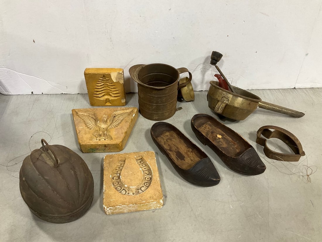 Vintage Wooden Shoes, Molds, and Kitchen Items: Vintage Wooden Shoes, Molds, and Kitchen Items