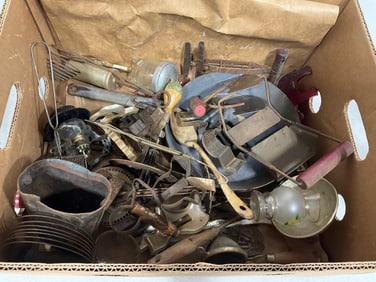 Vintage kitchen items/appliances