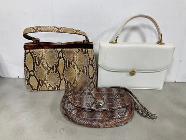 Women's fashion handbags