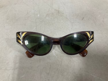 1960's cat eye sunglasses