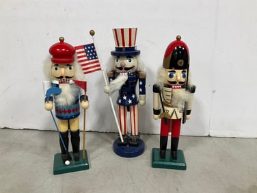 Various Nutcrackers (Tallest - 10in)