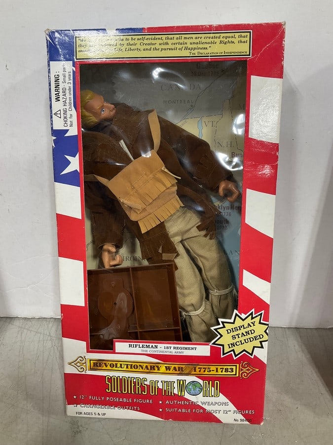 Vintage Revolutionary War Rifleman Doll *new in box*: Vintage Revolutionary War Rifleman Doll *new in box*