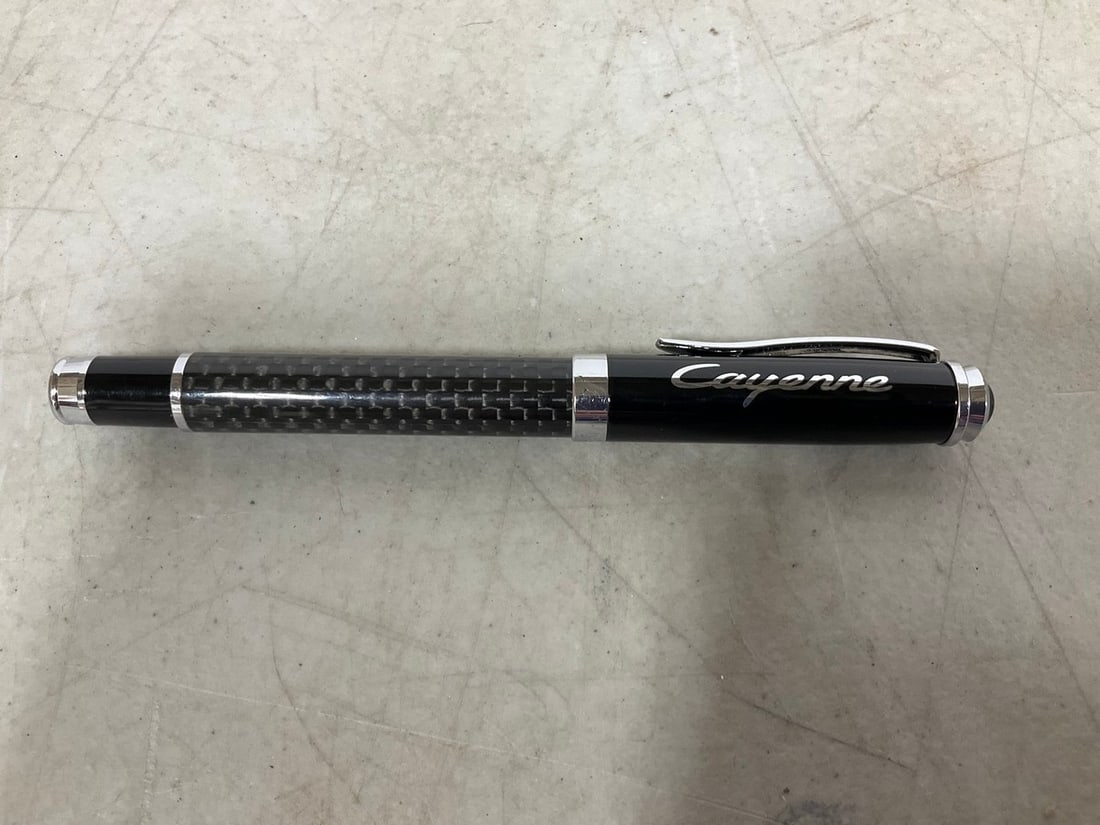 Cayenne Pen: Cayenne Pen