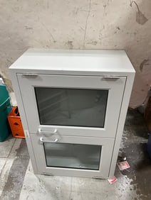 Metal Medical Cabinet (35inx24inx13in)