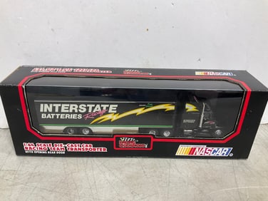 Die-Cast Cab Racing Team Transporter *new in box*