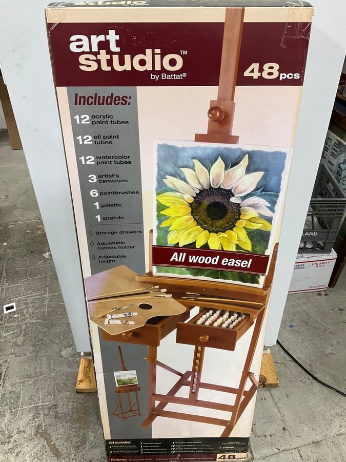 Art Studio wood easel(new in box): Art Studio wood easel(new in box)