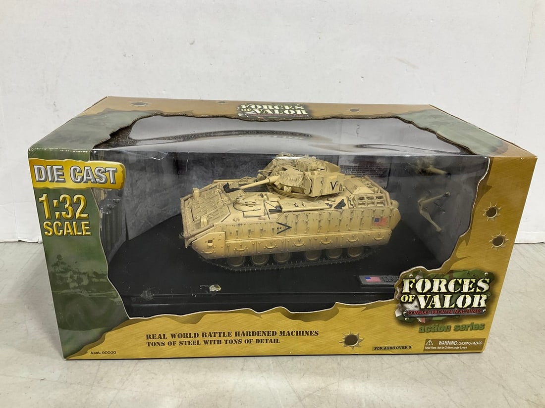 Forces of Valor Diecast Model *new in box* (1 of 1)