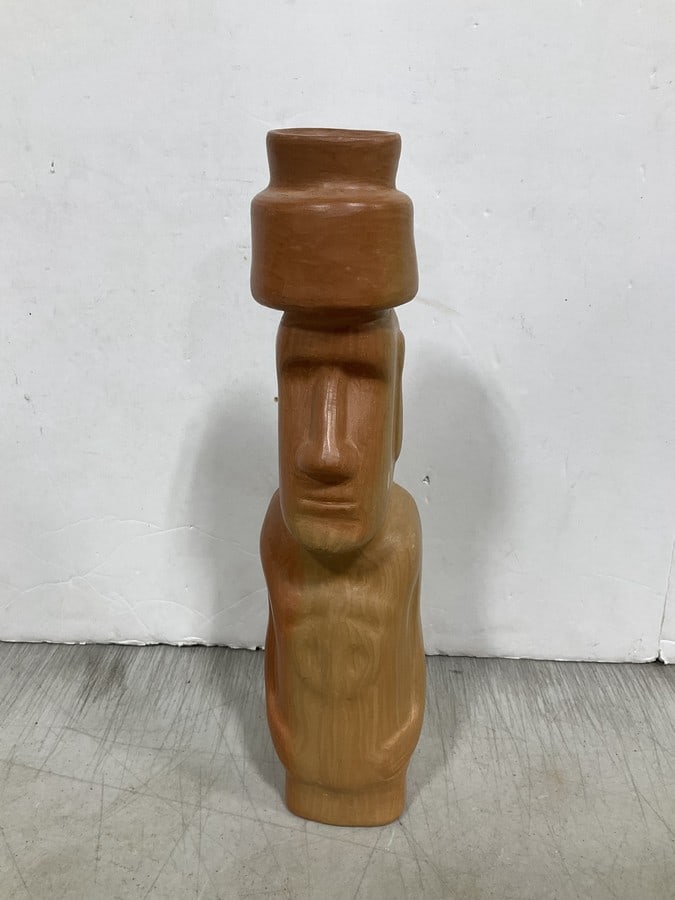 Chilean statue(12in Tall): Chilean statue(12in Tall)