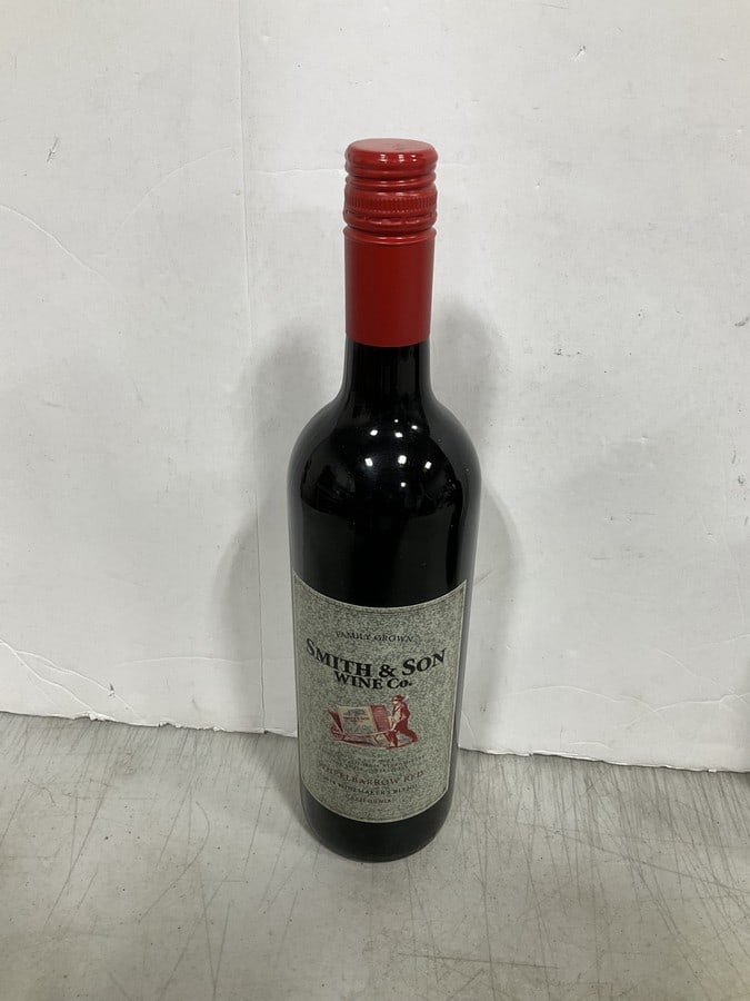 Smith & Son. wheelbarrow red wine(13.5%,750mL-sealed): Smith & Son. wheelbarrow red wine(13.5%,750mL-sealed)