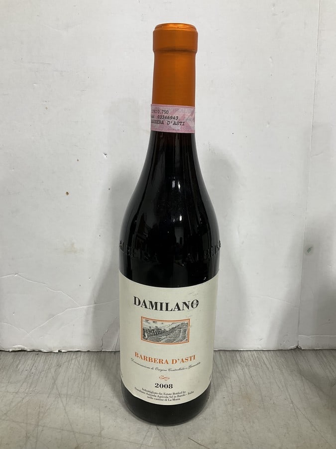 Damilano Barbera D'Asti wine(14%,750mL-sealed): Damilano Barbera D'Asti wine(14%,750mL-sealed)