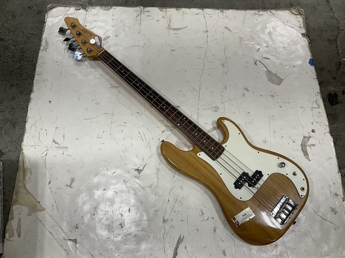 Austin electric guitar: Austin electric guitar