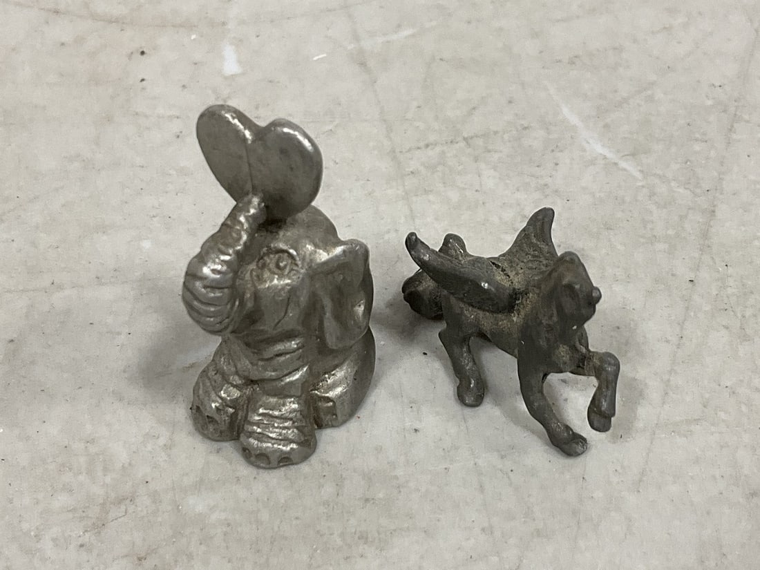 Pewter elephant(1.5in.tall) and other pewter statue: Pewter elephant(1.5in.tall) and other pewter statue