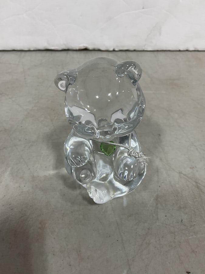Fenton bear figurine(3.5in.tall) (1 of 1)