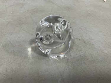 Penguin glass sculpture signed by artist(2.5in.tall)