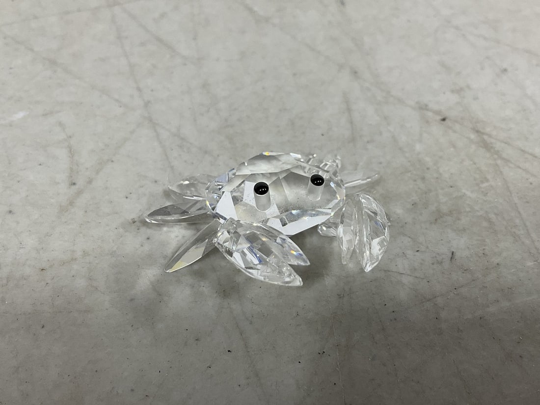 Swarovski crab crystal (1 of 1)