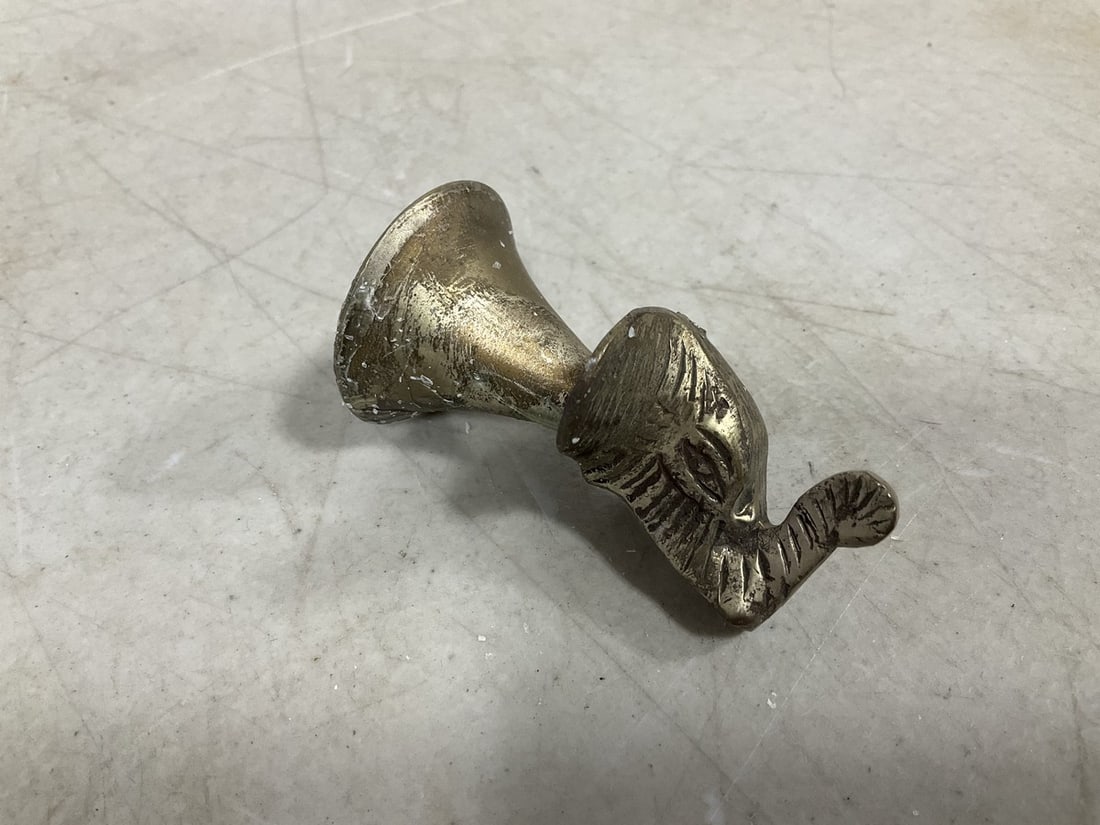 Pewter elephant: Pewter elephant