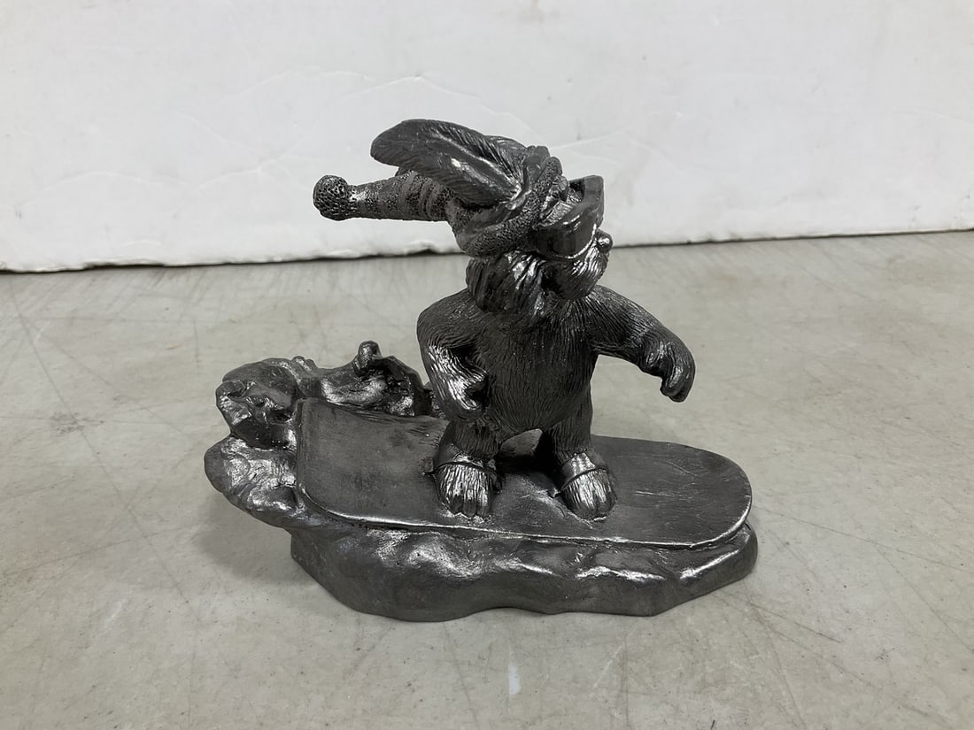 Pewter statue(4.5in.tall): Pewter statue(4.5in.tall)