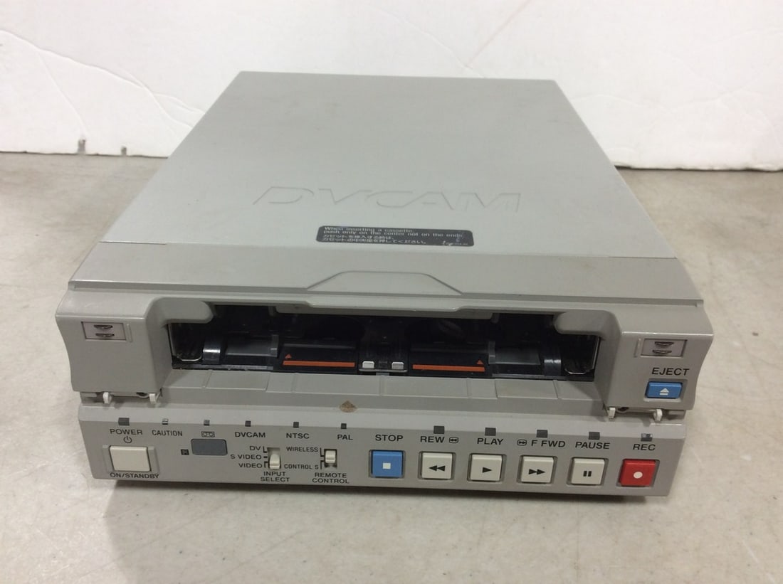 DV Cam Cassette Player/Recorder (1 of 1)
