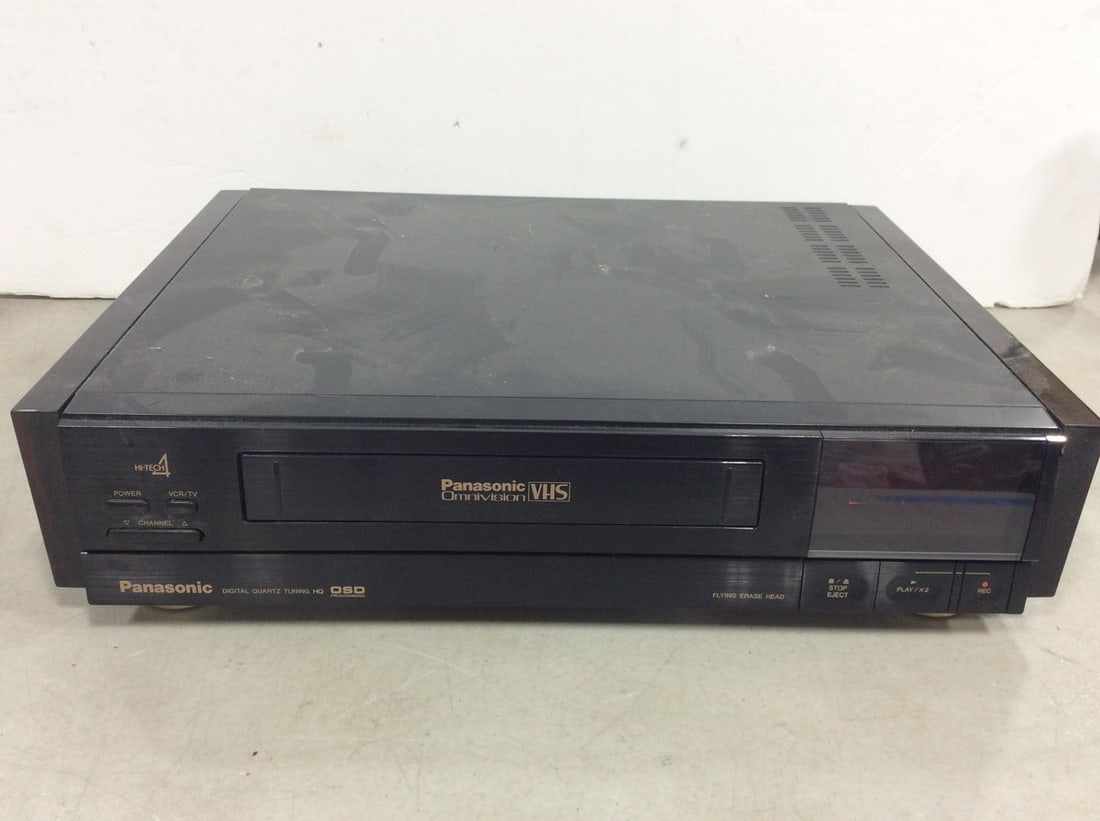 Panasonic Omnivision VHS Player (1 of 1)