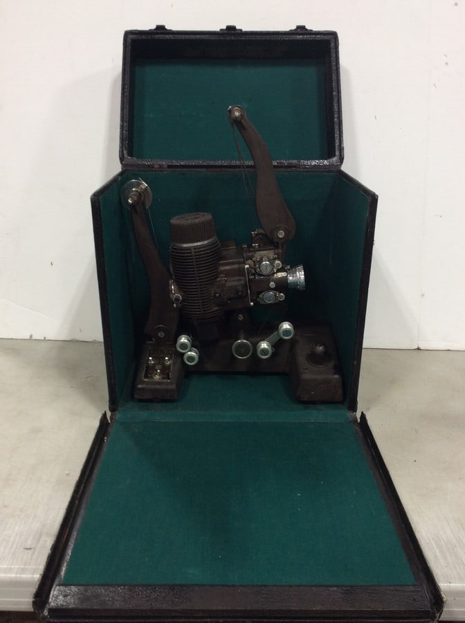 Bell and Howell Projector (Model - 129) (1 of 1)
