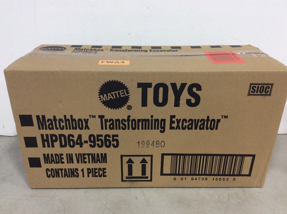 Matchbox Transforming Excavator *new in box*: Matchbox Transforming Excavator *new in box*